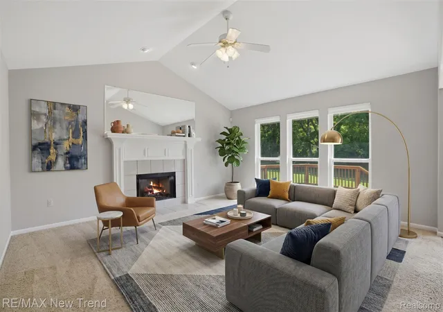 Photo 3 of Single family home for sale at 729 Akehurst Ln, White Lake, MI 48386 | MLS# 20261041386 | Listing updated on 2026-06-18