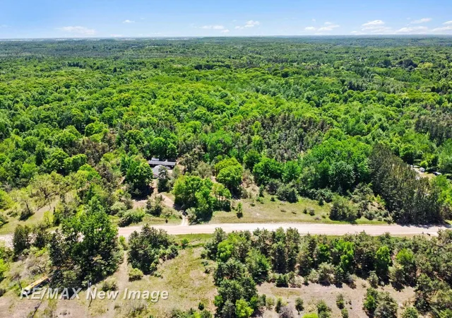 1st image of 3769 W Herrick Rd, Farwell, MI 48622 | MLS# 61050210161