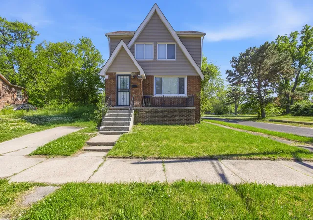 Photo 2 of Single family home for sale at 13207 Compass St, Detroit, MI 48227 | MLS# 81026027092 | Listing updated on 2026-07-24
