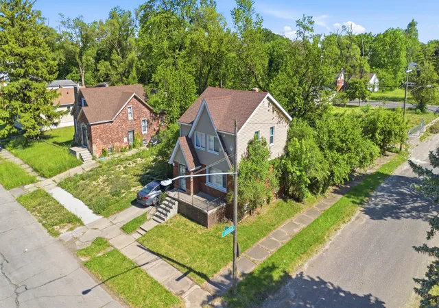 Photo 3 of Single family home for sale at 13207 Compass St, Detroit, MI 48227 | MLS# 81026027092 | Listing updated on 2026-07-24