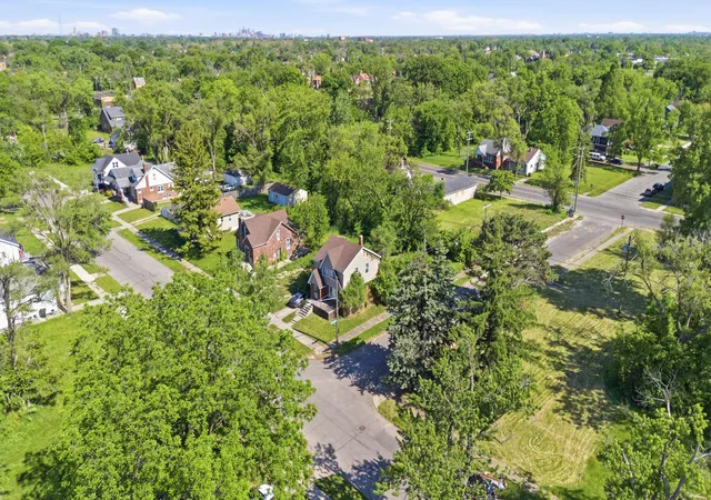 Photo 3 of Single family home for sale at 13207 Compass St, Detroit, MI 48227 | MLS# 81026027092 | Listing updated on 2026-07-24