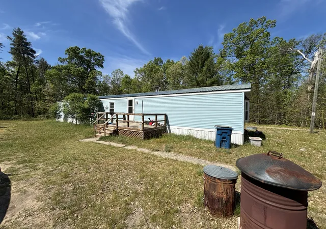 Single Family Residence at 3185 S James Rd, Irons, MI 49644 | MLS# 72026027096 | | Sold on 2026-06-17