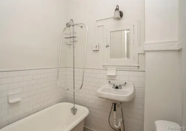 14th image of 1565 W Grand Blvd, Detroit, MI 48208 | MLS# 20261041443