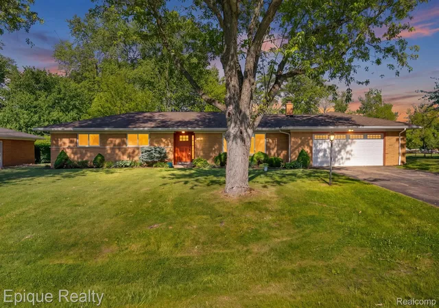 Photo 1 of Single family home for sale at 8052 Dungarvin Dr, Grand Blanc, MI 48439 | MLS# 20261041453 | Listing updated on 2026-06-12