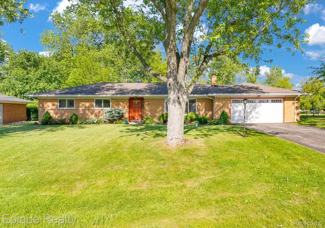 Photo 2 of Single family home for sale at 8052 Dungarvin Dr, Grand Blanc, MI 48439 | MLS# 20261041453 | Listing updated on 2026-06-12
