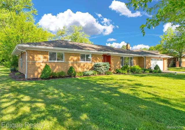 Photo 3 of Single family home for sale at 8052 Dungarvin Dr, Grand Blanc, MI 48439 | MLS# 20261041453 | Listing updated on 2026-06-12