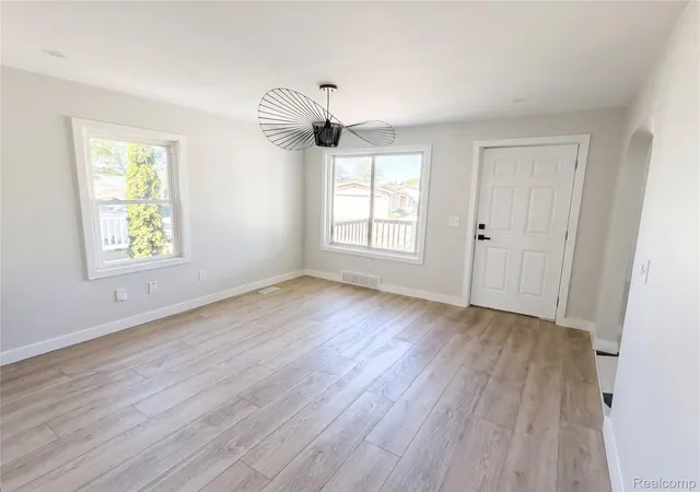 Photo 3 of Single family home for sale at 492 Algene St, Lake Orion, MI 48362 | MLS# 20261041460 | Listing updated on 2026-09-10