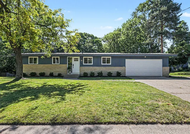 Homes for sale in Plainfield Charter Township Kent, MI | 2834 Northville Dr Ne, Plainfield Charter Township Kent, MI 49525 | MLS# 65026027141