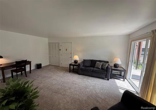 Photo 4 of Condo for sale at 4109 Benjamin Ave #2, Royal Oak, MI 48073 | MLS# 20261041518 | Listing updated on 2026-06-06
