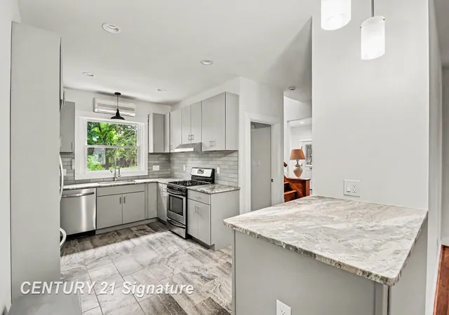 Photo 5 of Single family home for sale at 24025 Drake Rd, Farmington, MI 48335 | MLS# 61050210209 | Listing updated on 2026-08-27