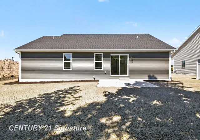 Photo 3 of Single family home for sale at 8610 Foxtail Trl, Tittabawassee Township Saginaw, MI 48623 | MLS# 61050210214 | Listing updated on 2026-08-20