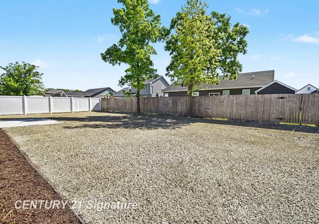Photo 3 of Single family home for sale at 8610 Foxtail Trl, Tittabawassee Township Saginaw, MI 48623 | MLS# 61050210214 | Listing updated on 2026-08-20