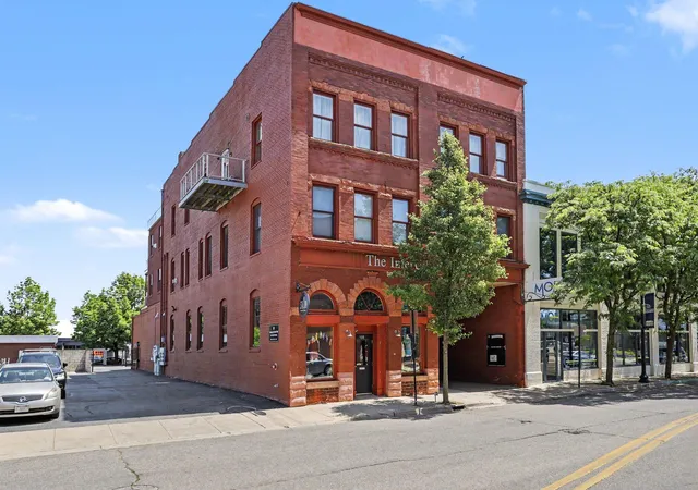 Photo 1 of Sale Pending at 163 Portage St, Kalamazoo, MI 49007 | MLS# 66026027228 | Listing updated on 2026-08-25