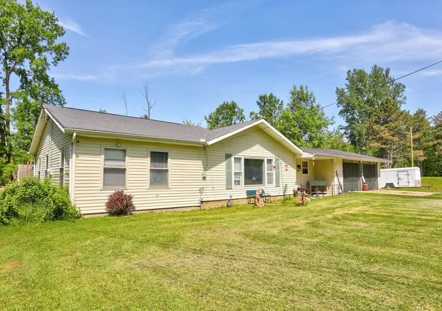 Homes for sale in Juniata Township Tuscola, MI | 2080 S Sheridan Rd, Juniata Township Tuscola, MI 48723 | MLS# 5050210231