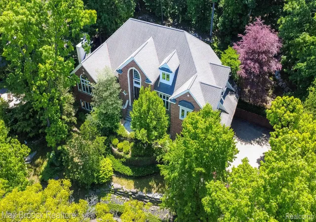 Photo 1 of Single family home for sale at 6604 College Park Dr, Clarkston, MI 48346 | MLS# 20261041575 | Listing updated on 2026-09-20