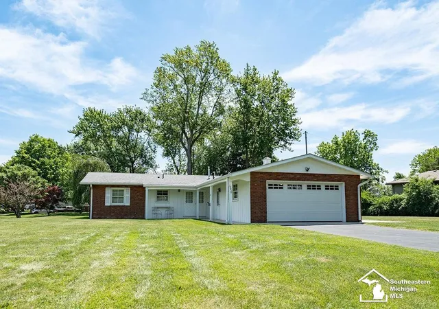 Homes for sale in Monroe Charter Township Monroe, MI | 14950 Nobil Dr, Monroe Charter Township Monroe, MI 48161 | MLS# 57050210236