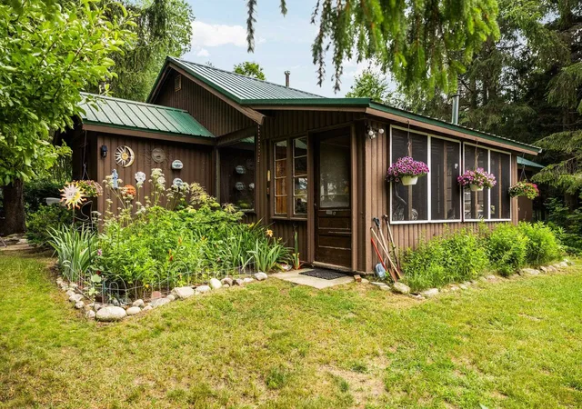 2nd image of 8370 Lake Of The Woods Rd, Bellaire, MI 49615 | MLS# 78080069251