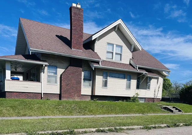5th image of 604 Page St, Flint, MI 48505 | MLS# 81026027249
