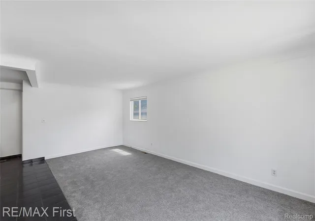 Photo 4 of Single family home for sale at 22913 Masonic Blvd, Saint Clair Shores, MI 48082 | MLS# 20261041598 | Listing updated on 2026-06-07