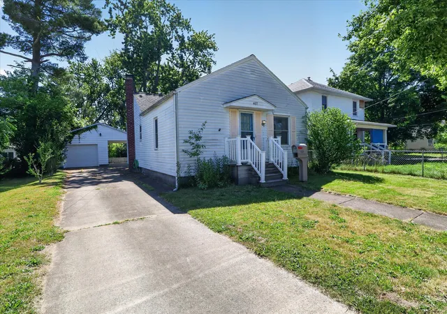 Photo 2 of Single family home for sale at 407 N 15th Street, Niles, MI 49120 | MLS# 69026027263 | Listing updated on 2026-06-06