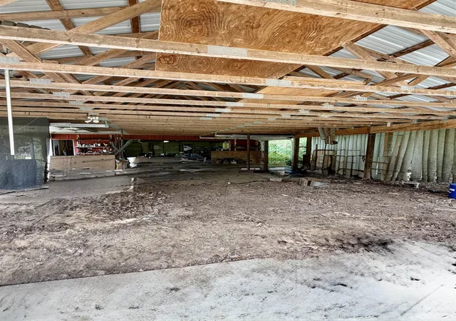 Photo 4 of Single family home for sale at 7200 Hess Rd, Millington, MI 48746 | MLS# 5050210252 | Listing updated on 2026-06-05