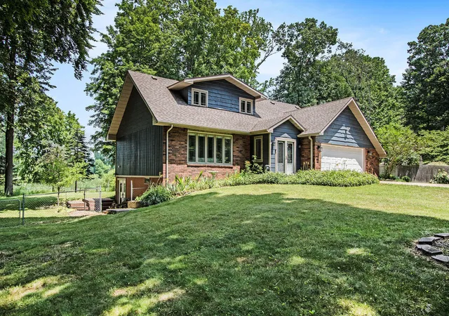Photo 1 of Single family home for sale at 2569 Ridgewood Trl, Berrien Springs, MI 49103 | MLS# 69026027271 | Listing updated on 2026-06-20