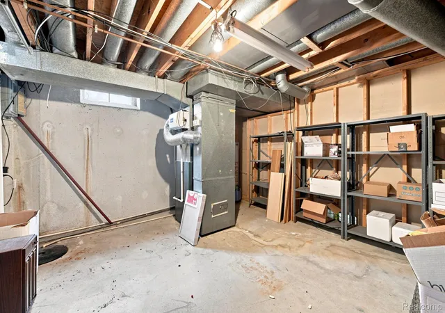 Photo 29 of Single family home for sale at 18238 Red Oaks Dr, Macomb, MI 48044 | MLS# 20261041618 | Listing updated on 2026-09-01