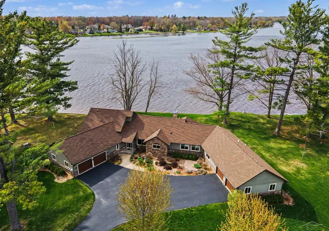 1st image of 4589 N Island Dr, Sanford, MI 48657 | MLS# 61050210262