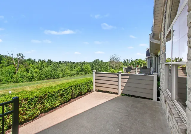 Listing Photo 4 - Condo for sale in building located at 1191 Riverview Dr, Holland, MI 49423 - Unit #9