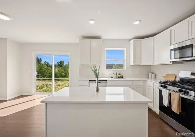 3rd image of 412 Hidden River W W, Holly, MI 48442 | MLS# 20261041652