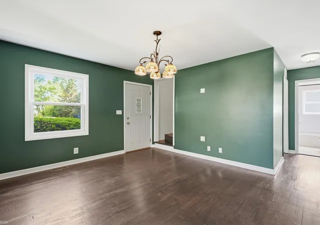 3rd image of 32629 Donnelly St, Garden City, MI 48135 | MLS# 58050210273