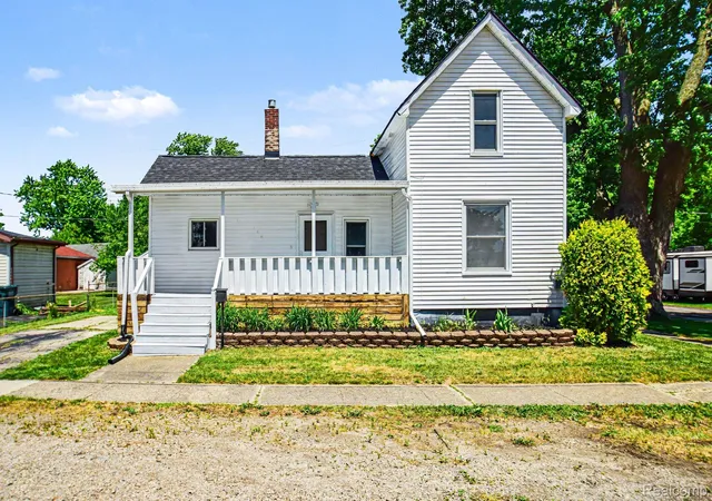 Photo 1 of Sale Pending at 106 Pope St, Lapeer, MI 48446 | MLS# 20261041658 | Listing updated on 2026-07-29