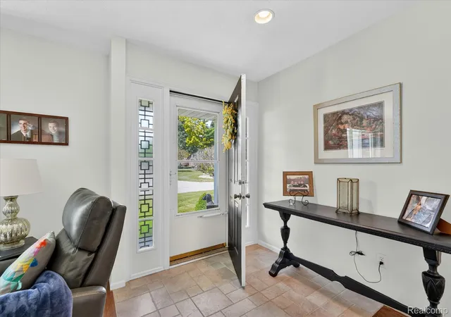 Photo 4 of Single family home for sale at 2236 Oak Shade Dr, Davison, MI 48423 | MLS# 20261041663 | Listing updated on 2026-06-21