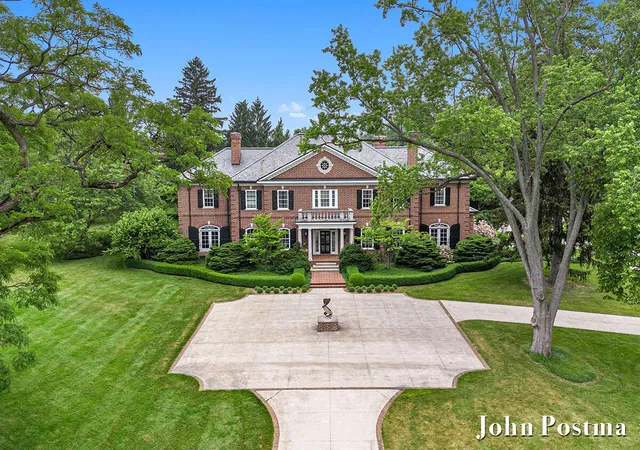 Photo 2 of Single family home for sale at 1995 San Lu Rae Dr SE, Grand Rapids, MI 49506 | MLS# 65026027333 | Listing updated on 2026-06-05