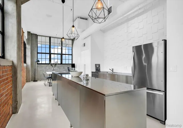 4th image of 6533 E Jefferson Ave #703, Detroit, MI 48207 | MLS# 20261041669