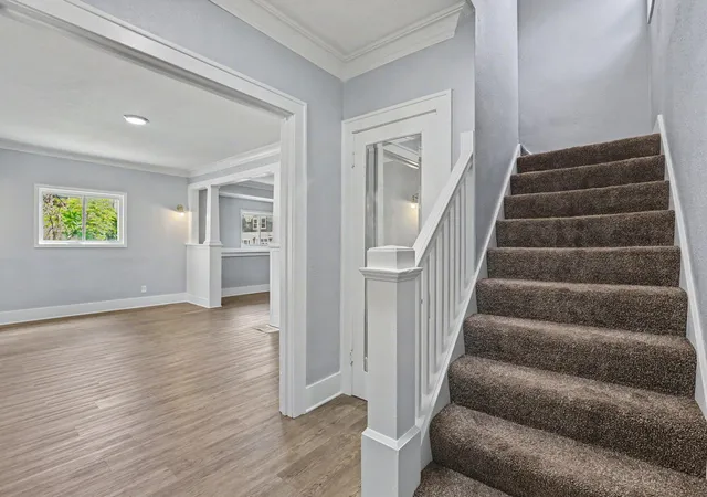 Photo 3 of Single family home for sale at 800 6th Street NW, Grand Rapids, MI 49504 | MLS# 65026027342 | Listing updated on 2026-10-23