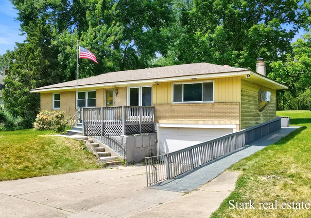 Photo 1 of Sale Pending at 225 Sunset Hills Ave Nw, Grand Rapids, MI 49534 | MLS# 71026027344 | Listing updated on 2026-06-08
