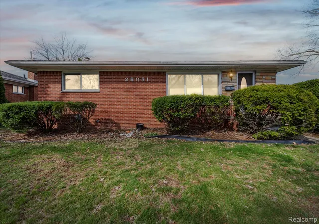 Photo 1 of Single family home for sale at 28031 Lorraine Ave, Warren, MI 48093 | MLS# 20261041688 | Listing updated on 2026-06-21