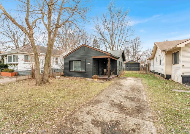 Photo 1 of Sale Pending at 3237 Harris St, Ferndale, MI 48220 | MLS# 20261041702 | Listing updated on 2026-06-10
