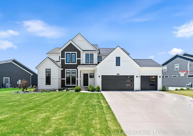 1st image of 13059 Pine Glen Dr, Grand Haven, MI 49417 | MLS# 71026027363