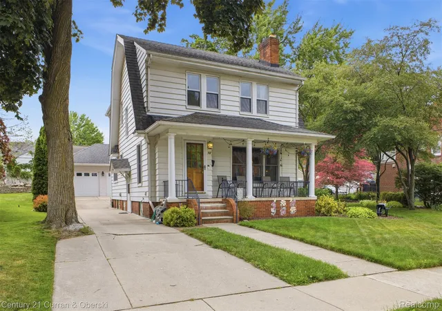 Photo 1 of Sale Pending at 307 Tannahill St, Dearborn, MI 48124 | MLS# 20261041707 | Listing updated on 2026-06-21