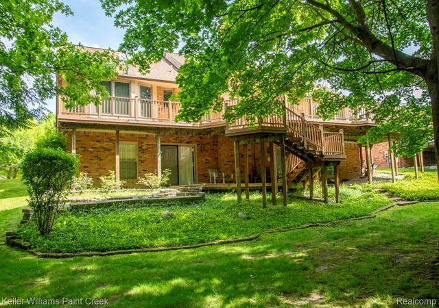 29th image of 1447 Oakstone Dr, Rochester Hills, MI 48309 | MLS# 20261041715