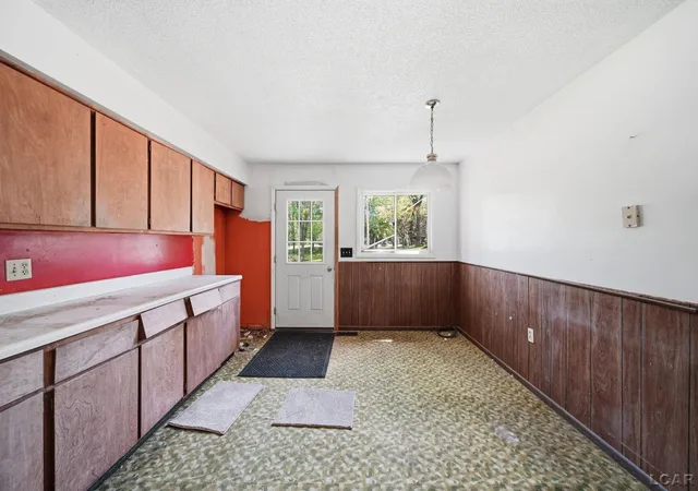 Photo 4 of Single family home for sale at 3940 Round Lake Hwy, Manitou Beach, MI 49253 | MLS# 56050210318 | Listing updated on 2026-06-09