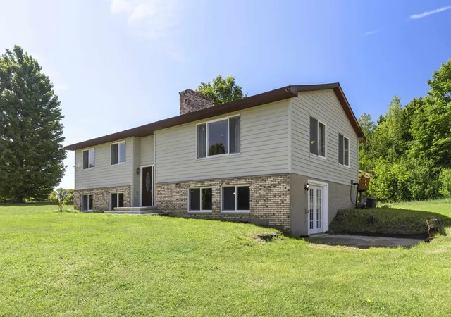 20th image of 4848 Benzie Hwy, Benzonia, MI 49616 | MLS# 78080069279