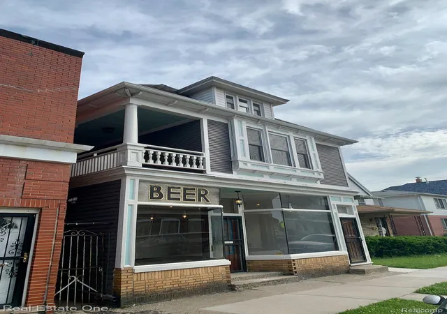 4th image of 2454 Florian St, Hamtramck, MI 48212 | MLS# 20261041745