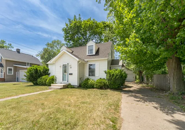 Homes for sale in Battle Creek City Calhoun, MI | 63 N 31st St N, Battle Creek City Calhoun, MI 49015 | MLS# 66026027404