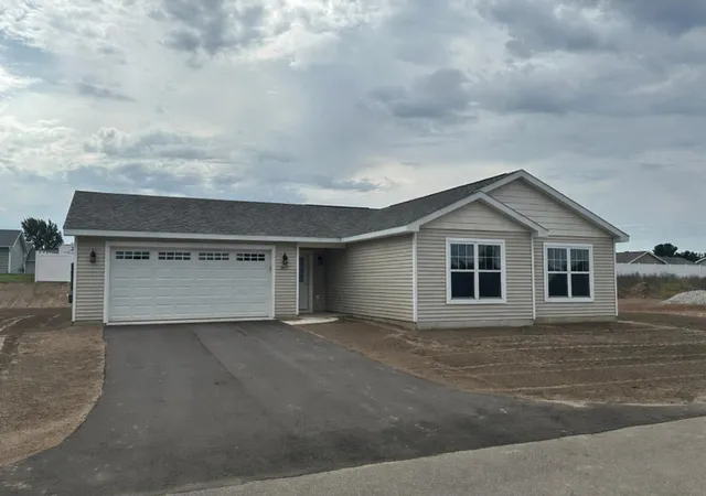 Photo 1 of Single family home for sale at 1812 Robin Dr, Blair Township Grand Traverse, MI 49685 | MLS# 78080069284 | Listing updated on 2026-06-09