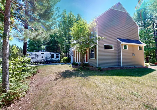 Photo 2 of Single family home for sale at 11130 French Ct, Williamsburg, MI 49690 | MLS# 78080069289 | Listing updated on 2026-09-05