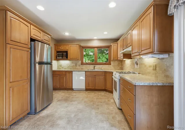 Photo 3 of Single family home for sale at 44063 Westminister Way, Canton, MI 48187 | MLS# 20261041775 | Listing updated on 2026-06-20
