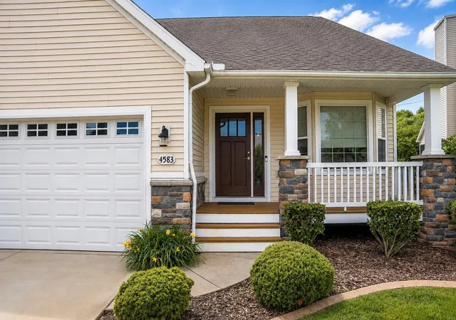 Photo 2 of Condo for sale at 4583 Devon Dr, Jackson, MI 49201 | MLS# 55026027432 | Listing updated on 2026-09-03